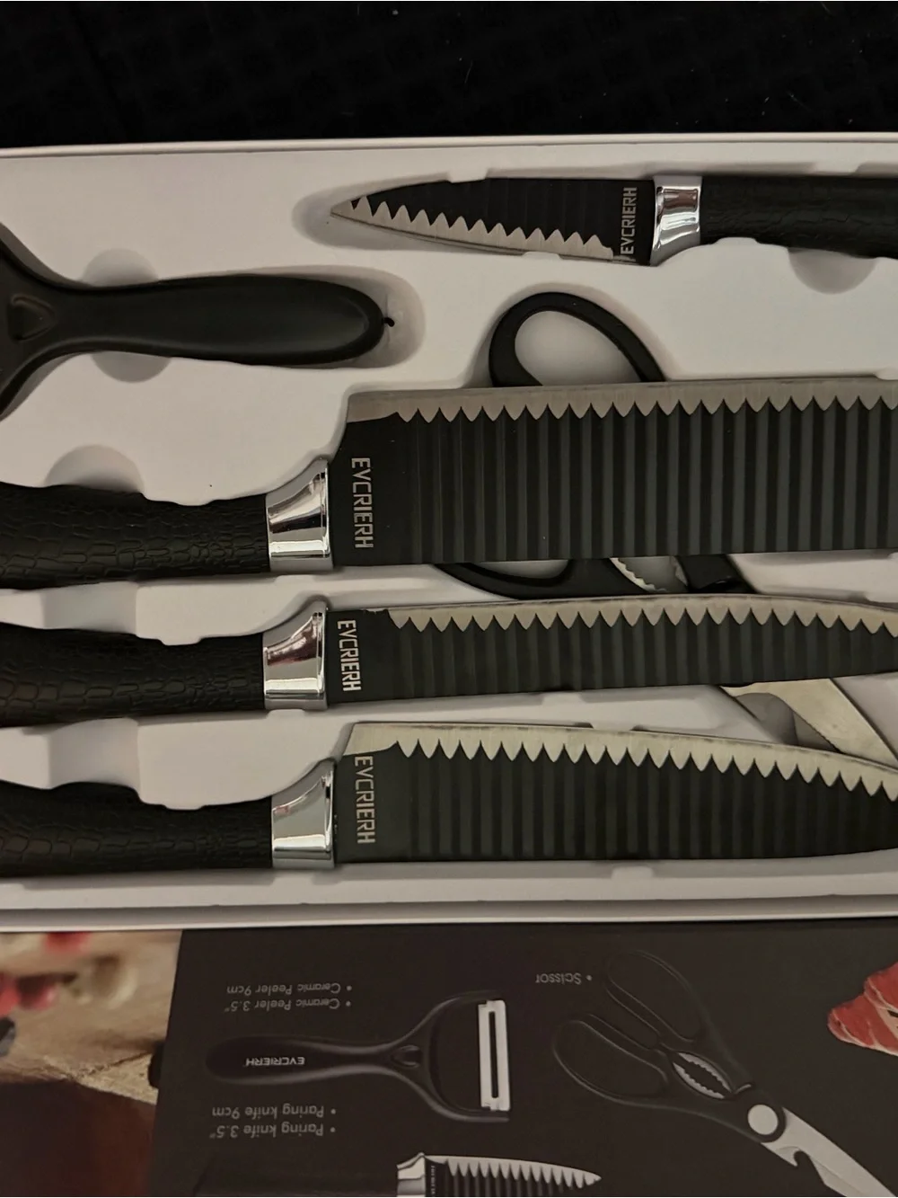 EYCRIERH 6-Piece Black Serrated Knife Set